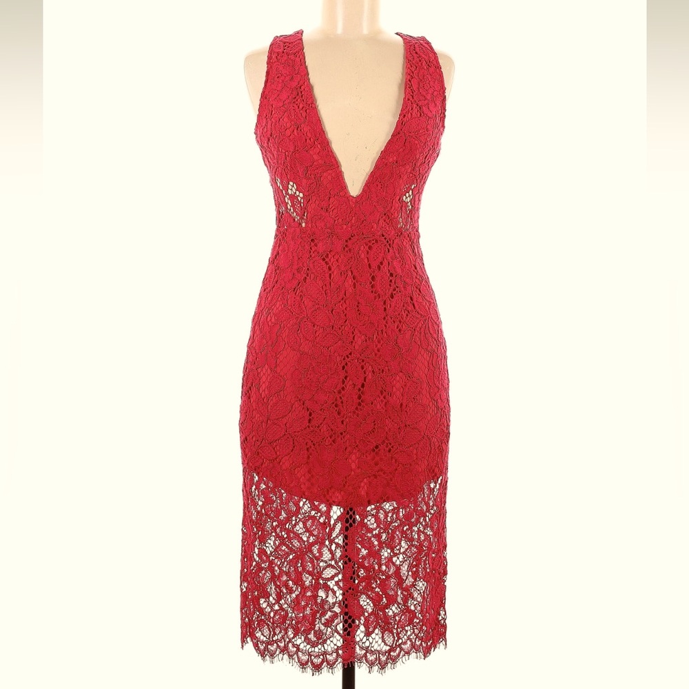 HOT! X by NBD, Sexy red lace dress Sz 6 with beautiful back cut out.